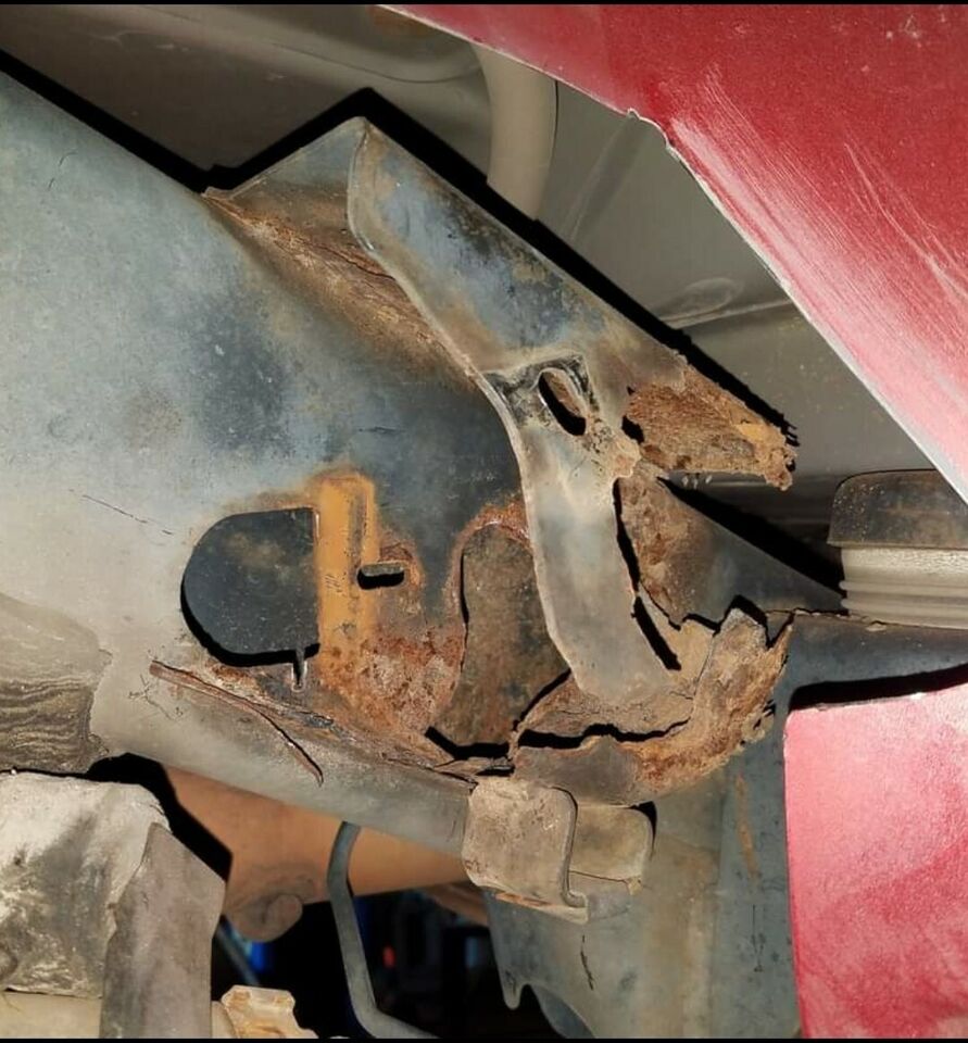 Chevy Trailblazer/GMC Envoy Rear Upper Trailing Arm Mount Repair Kit. US made!